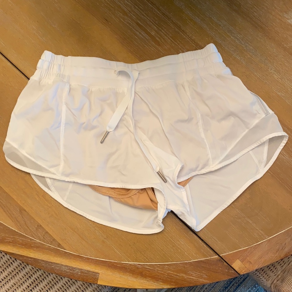 NWOT White Lulu Lemon Shorts